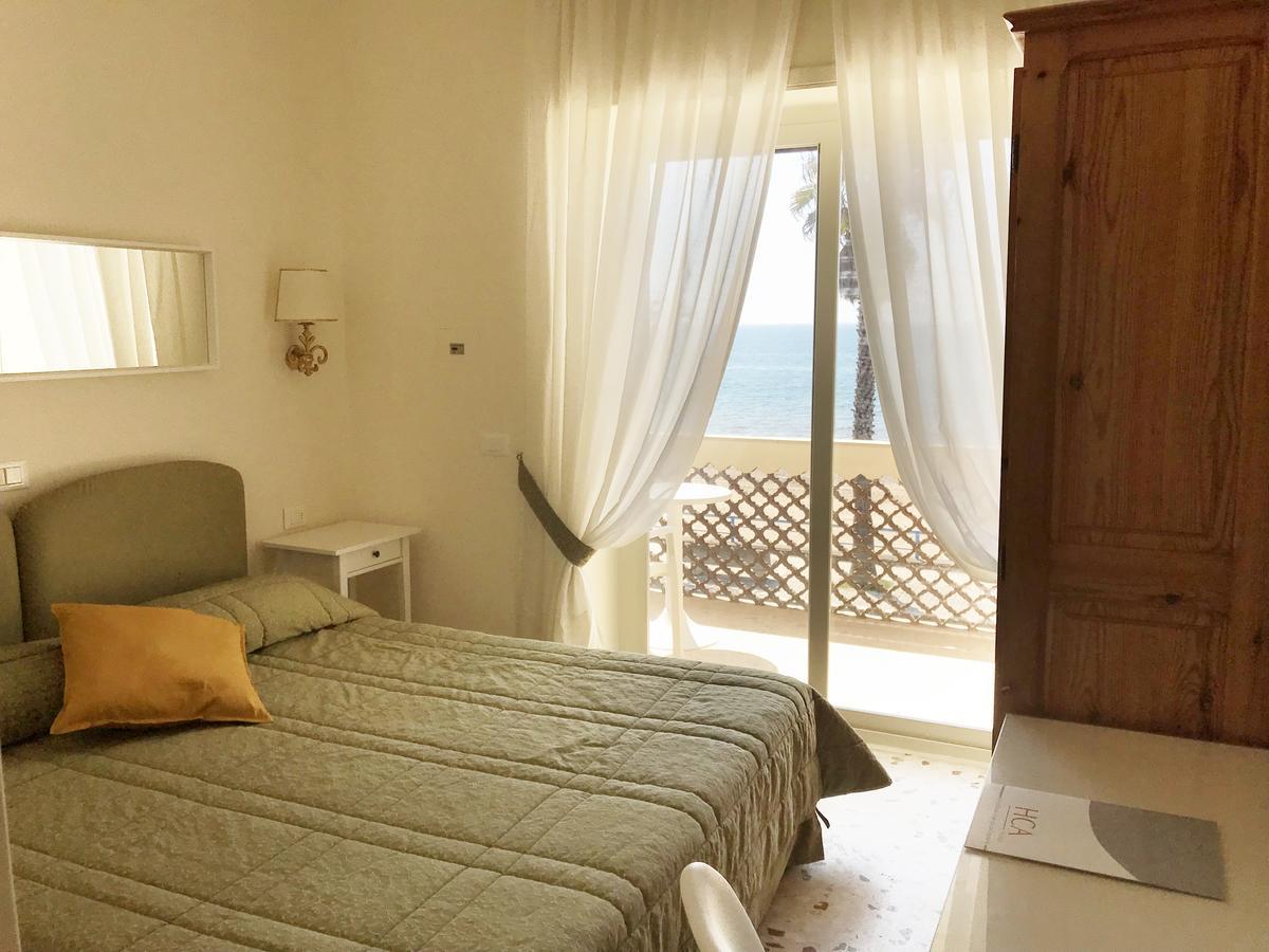 Villa Del Sole แตร์ราชินา ภายนอก รูปภาพ